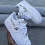 Airforce Molten sizes 43